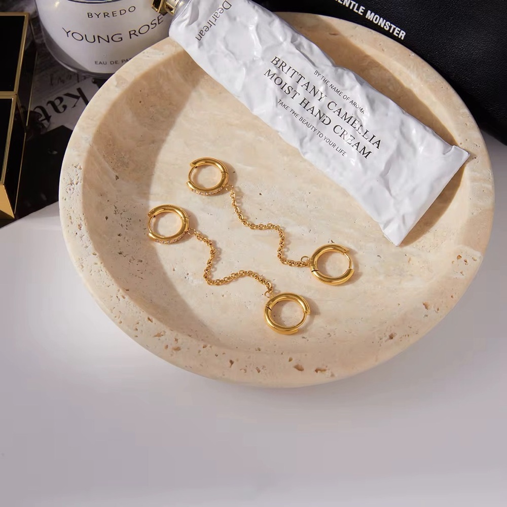 18K Gold Plated Cubic Zirconia Tassel Earrings - Picture 2 of 7